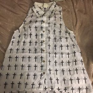 NWOT sheer cross button down tank